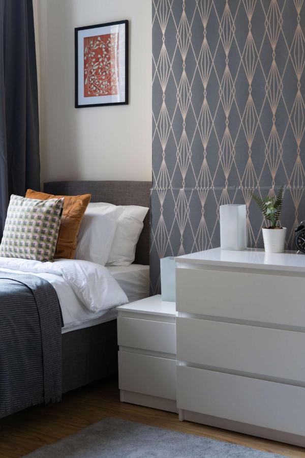 Two Bedroom Apartment In Tooting Лондон Екстер'єр фото