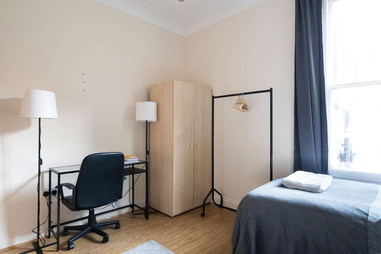 Two Bedroom Apartment In Tooting Лондон Екстер'єр фото